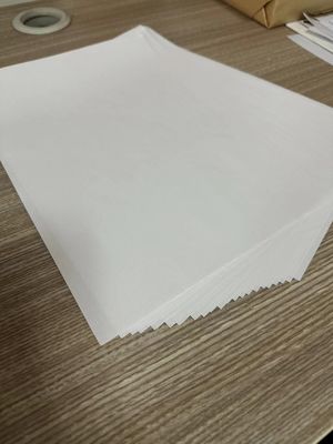 부착되지 않은 높은 대용량 목재 없는 오프셋 책 종이