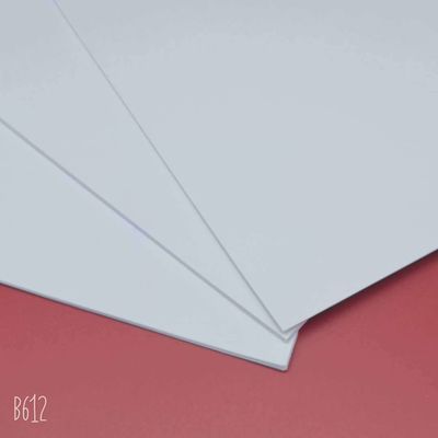 오파시티 91-93 그라마 70/75/80 원료 롤 복사용 종이를 얻으십시오