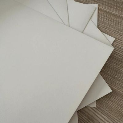 반구름 코끼리 종이 210/230/250/270/300gsm FBB/GC1/C1S 화학 펄프와 표준