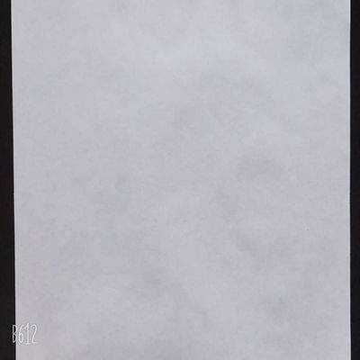 참고: 고객 요구 사항에 대한 반구름 크림 컬러 결합 종이