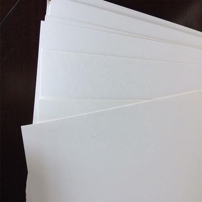 화학-기계 펄스 230/250/300GSM C1S 100% 목재 펄스로 된 잎의 코끼리 상자 판